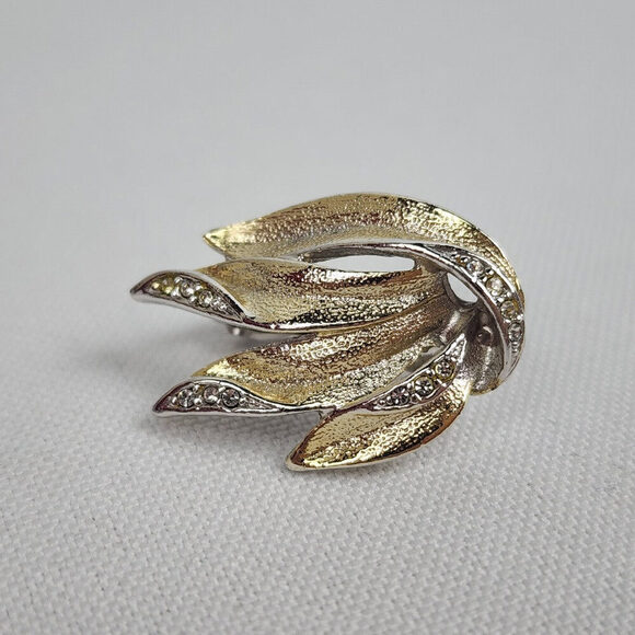 Vintage Butler Silver & Gold Stud Earrings - Picture 2 of 6